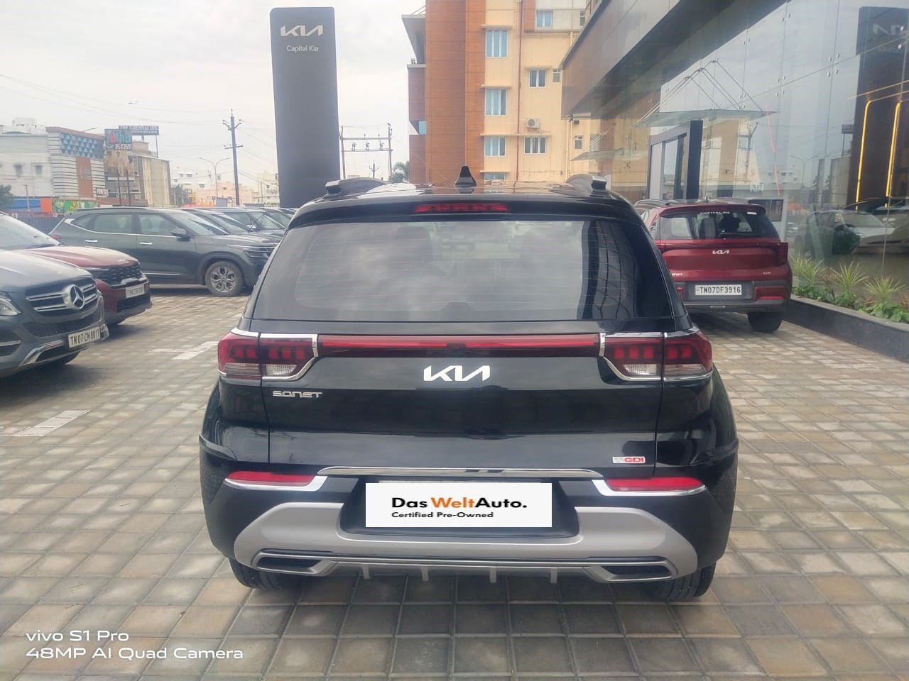 Kia Sonet(2022-2023) Gtx Plus 1.5 Dual Tone